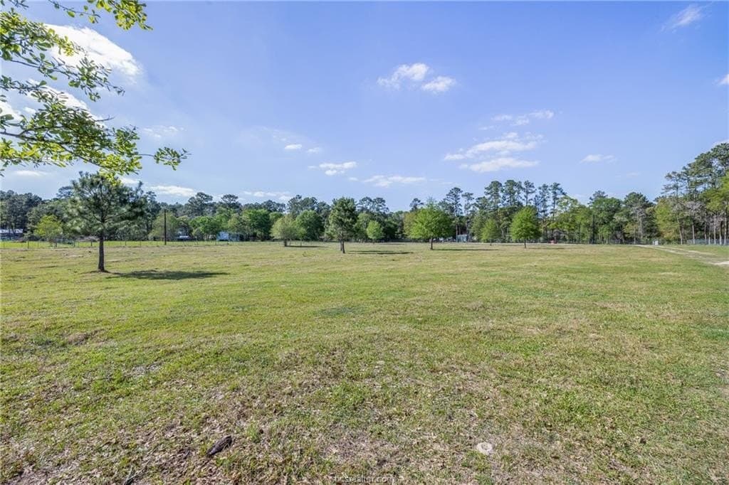 4.5 acres in Grimes County - photo 15