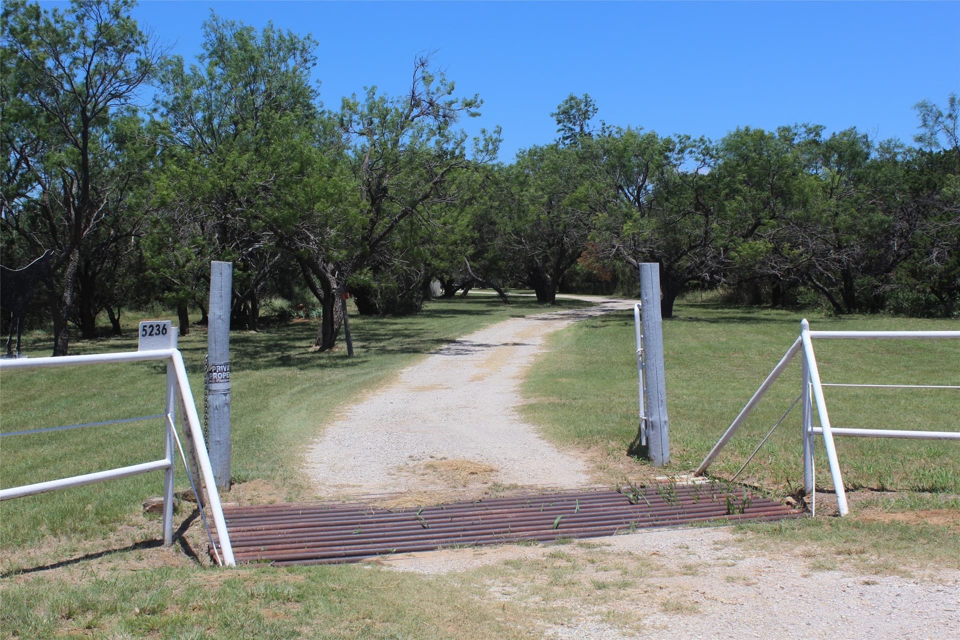 23.6 acres in Palo Pinto County - photo 9