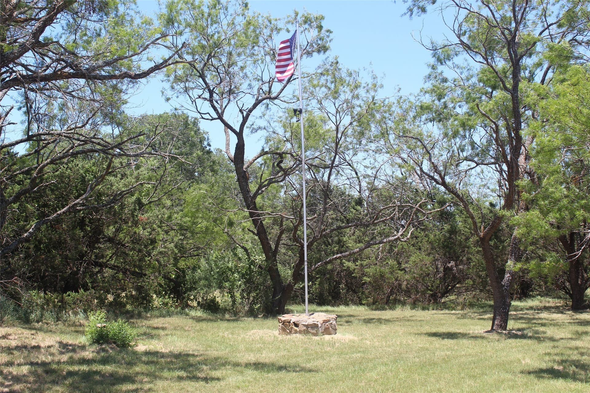 23.6 acres in Palo Pinto County - photo 8