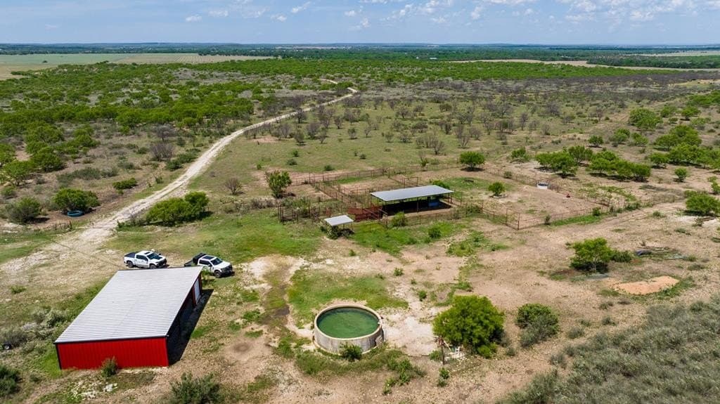 860 acres in San Saba County