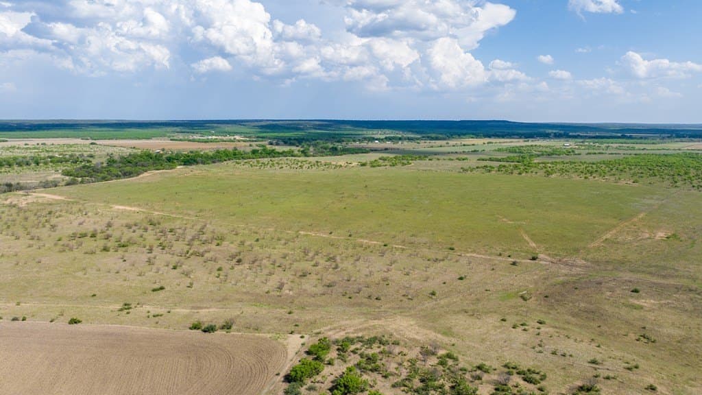 860 acres in San Saba County - photo 9