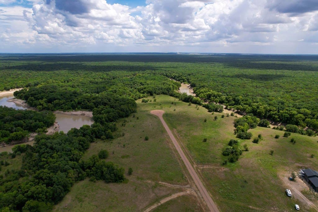 10.01 acres in ANDERSON County - photo 8