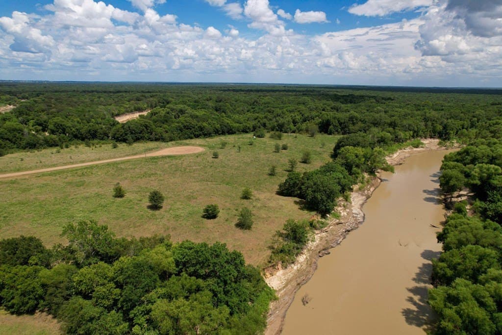 10.01 acres in ANDERSON County gallery image 2