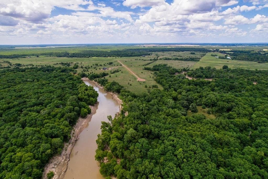 10.01 acres in ANDERSON County