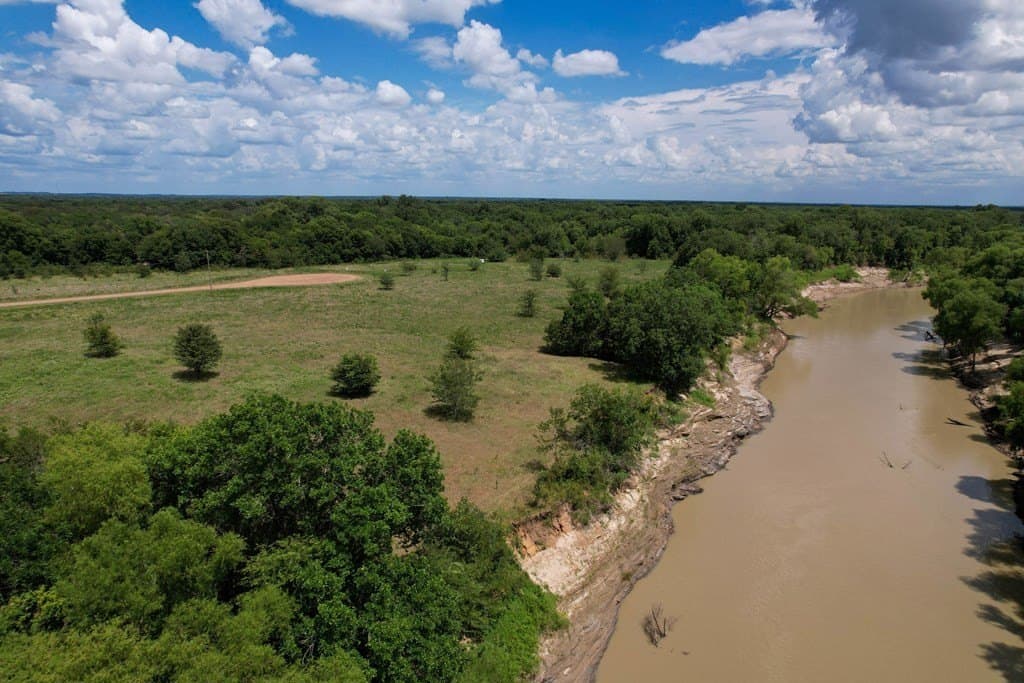 10.01 acres in ANDERSON County - photo 12