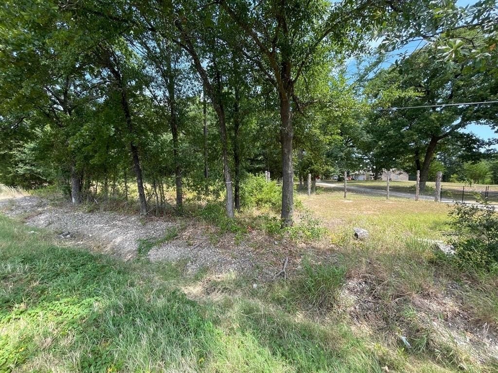 2.01 acres in Hunt County gallery image 4