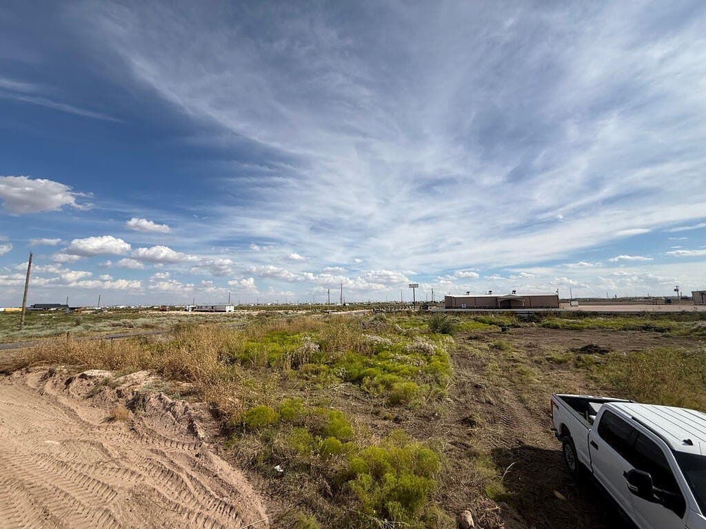 11.46 acres in Ector County - photo 2