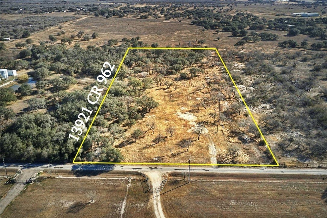 4.48 acres in San Patricio County gallery image 2