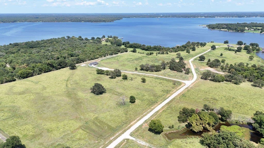 0.78 acres in Rains County - photo 16