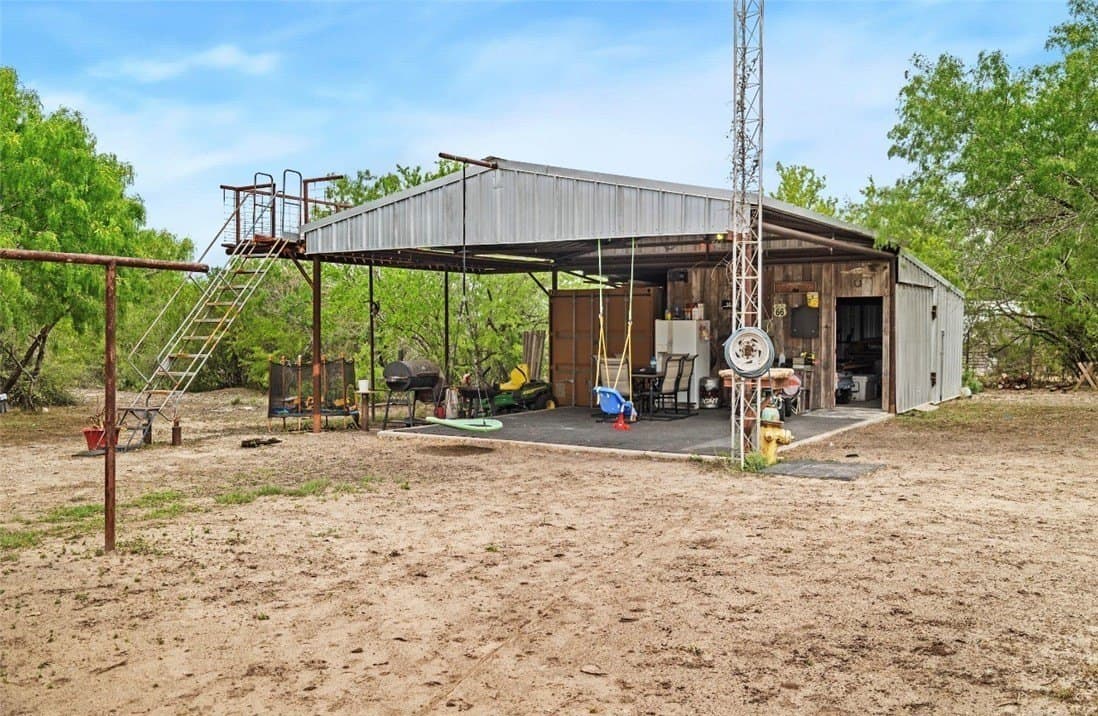 100,000 acres in Jim Wells County - photo 16