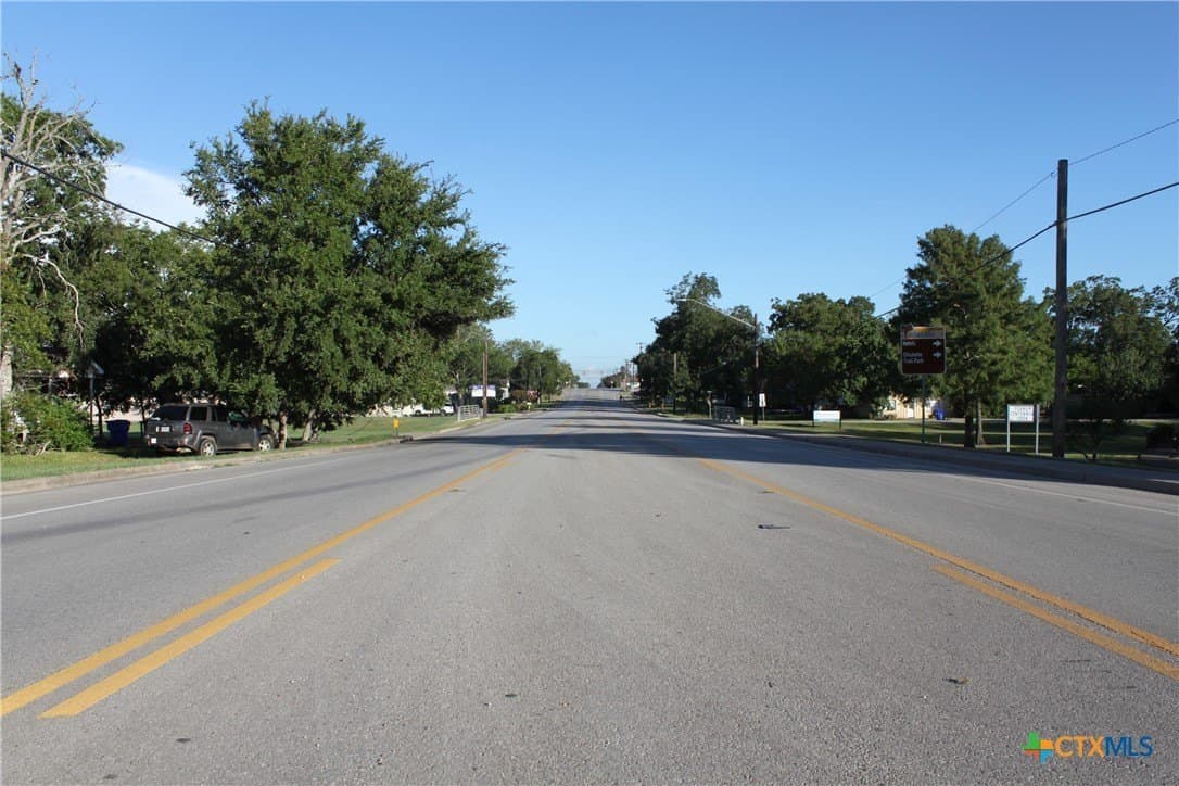 0.4 acres in DeWitt County featured view