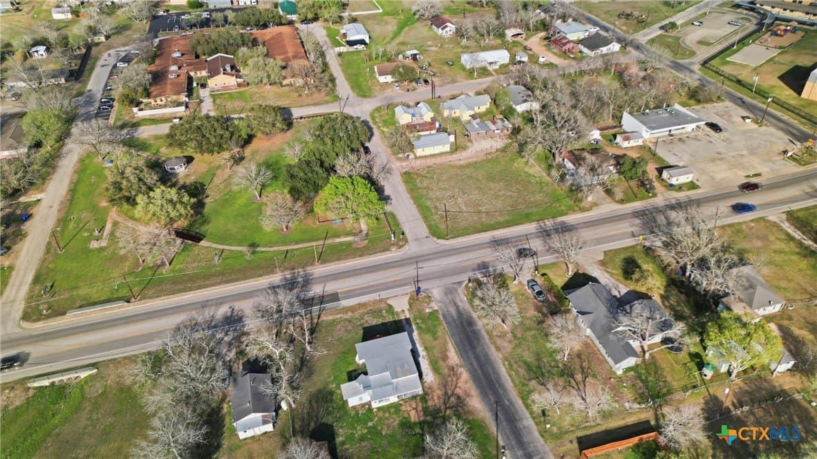 0.4 acres in DeWitt County - photo 12