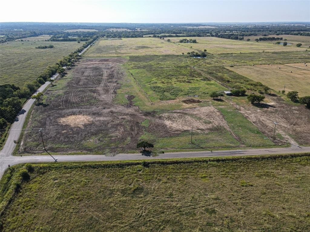 1.01 acres in Johnson County featured view