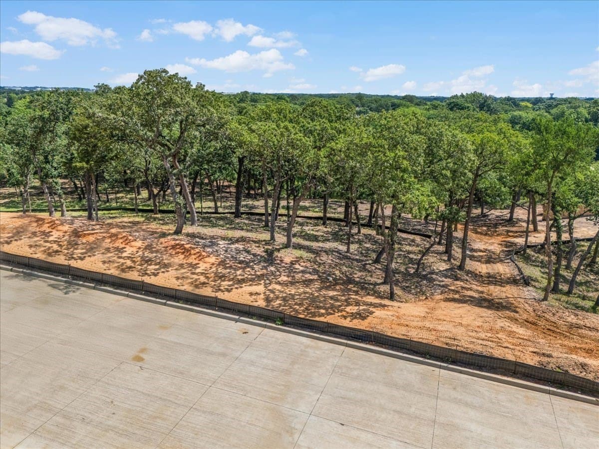 1.02 acres in Tarrant County - photo 8