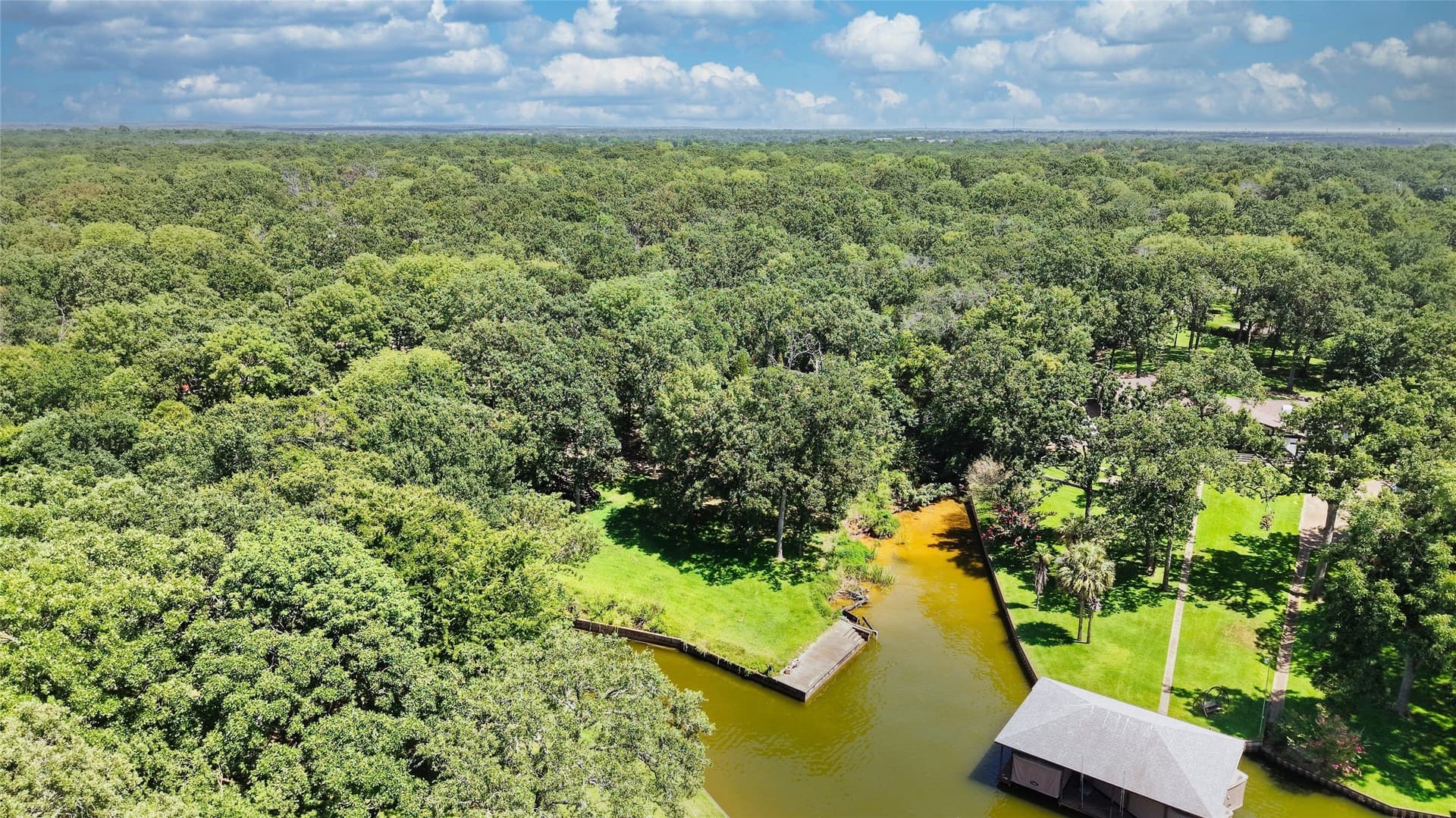 1.96 acres in Henderson County