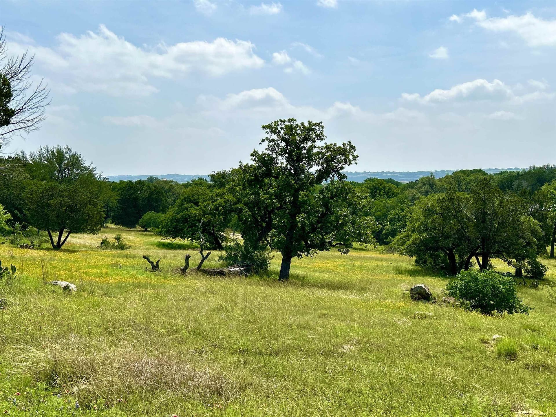 0.35 acres in Llano County gallery image 3