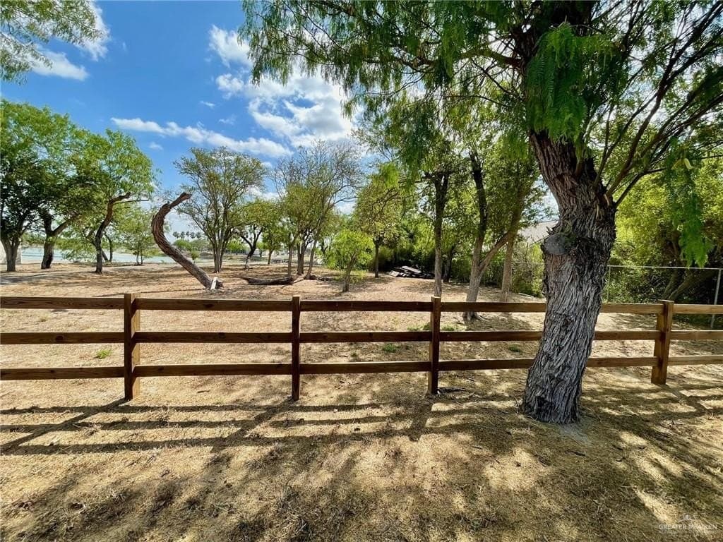 0.33 acres in Hidalgo County featured view
