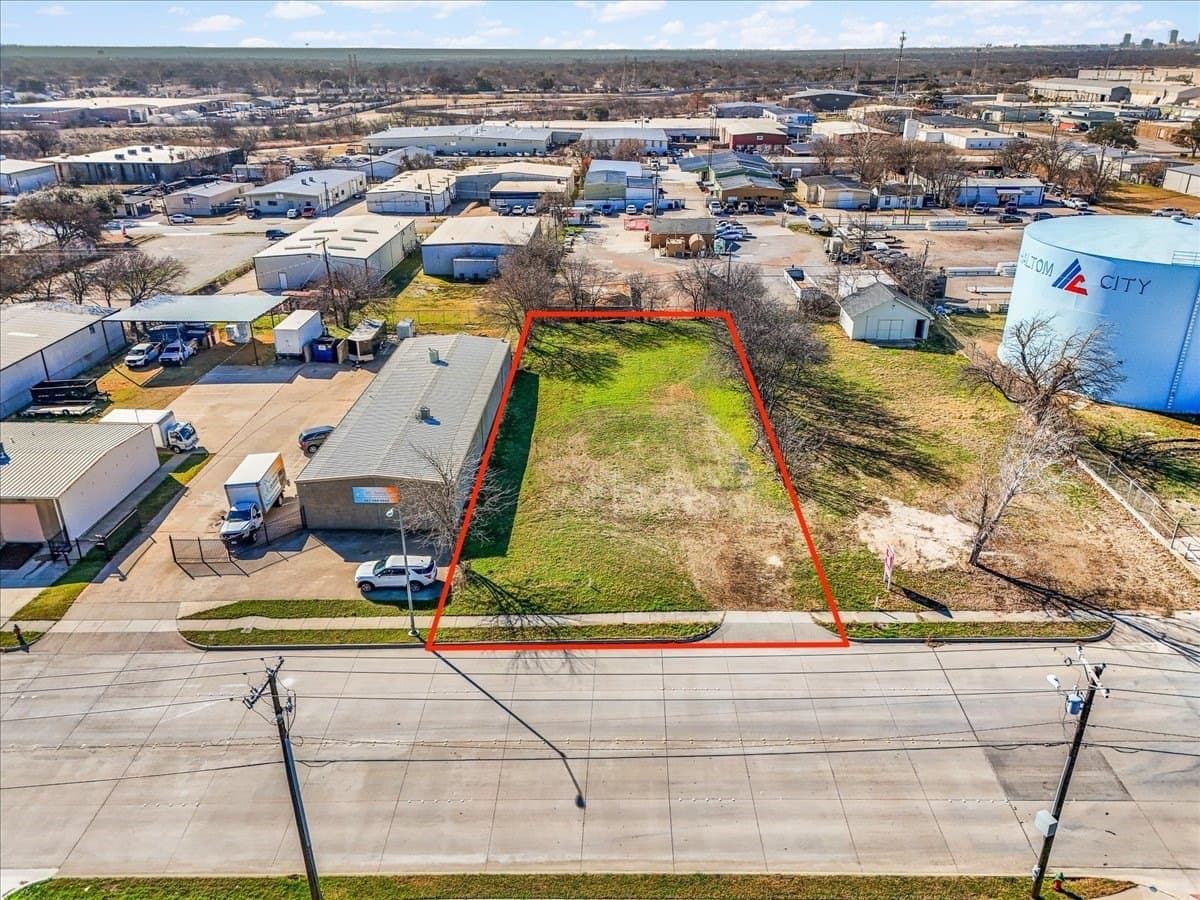 0.33 acres in Tarrant County