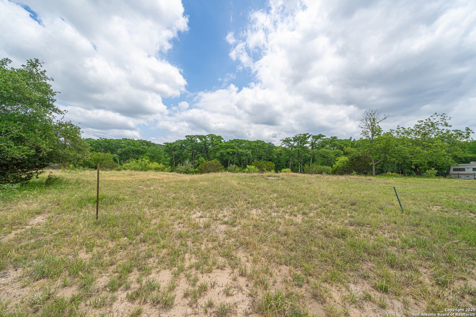 0.57 acres in Bandera County gallery image 4