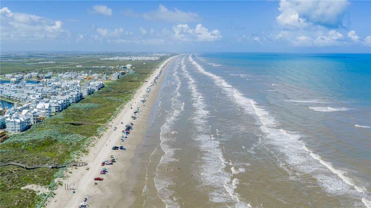 0.24 acres in Nueces County - photo 7
