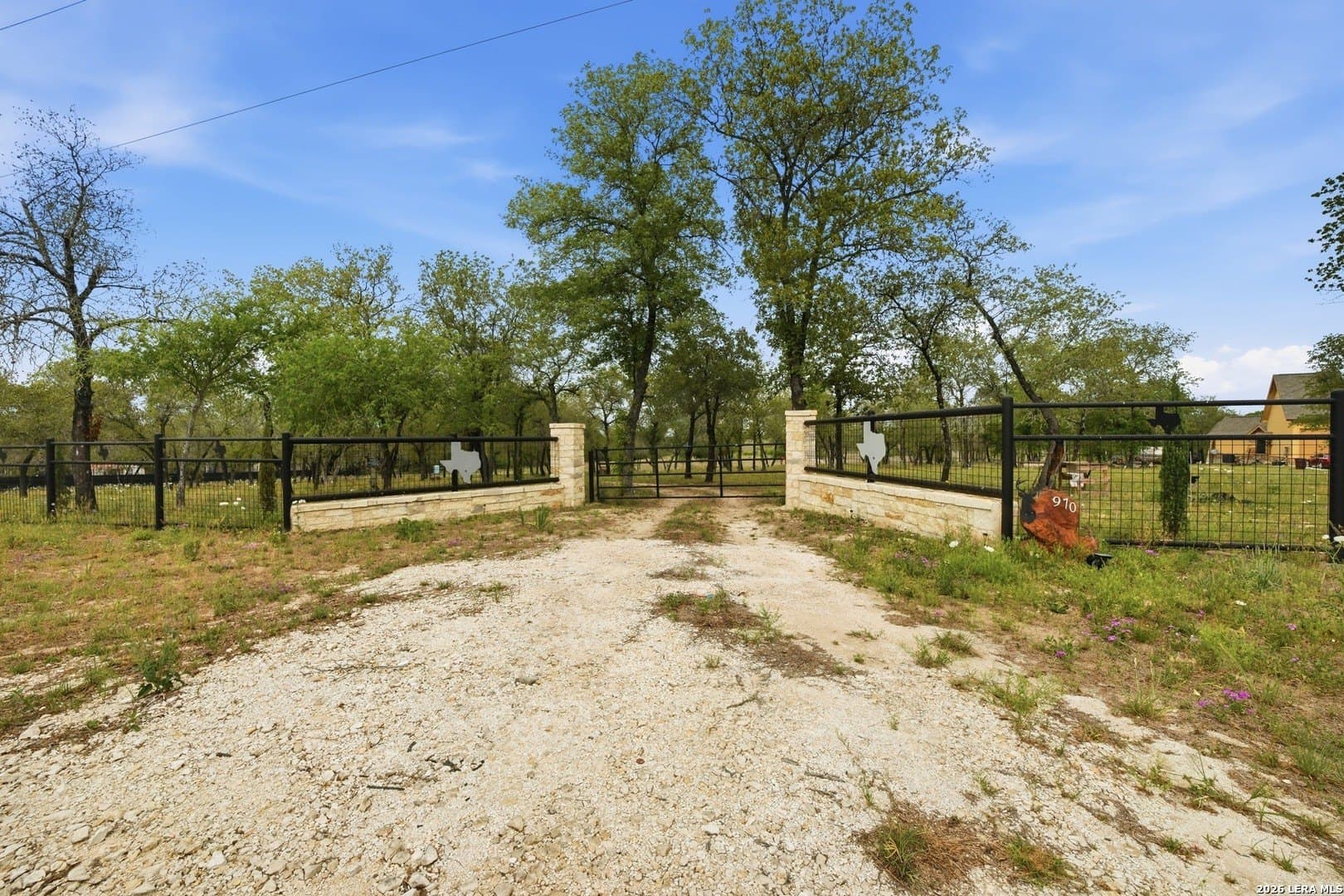 14.17 acres in Atascosa County