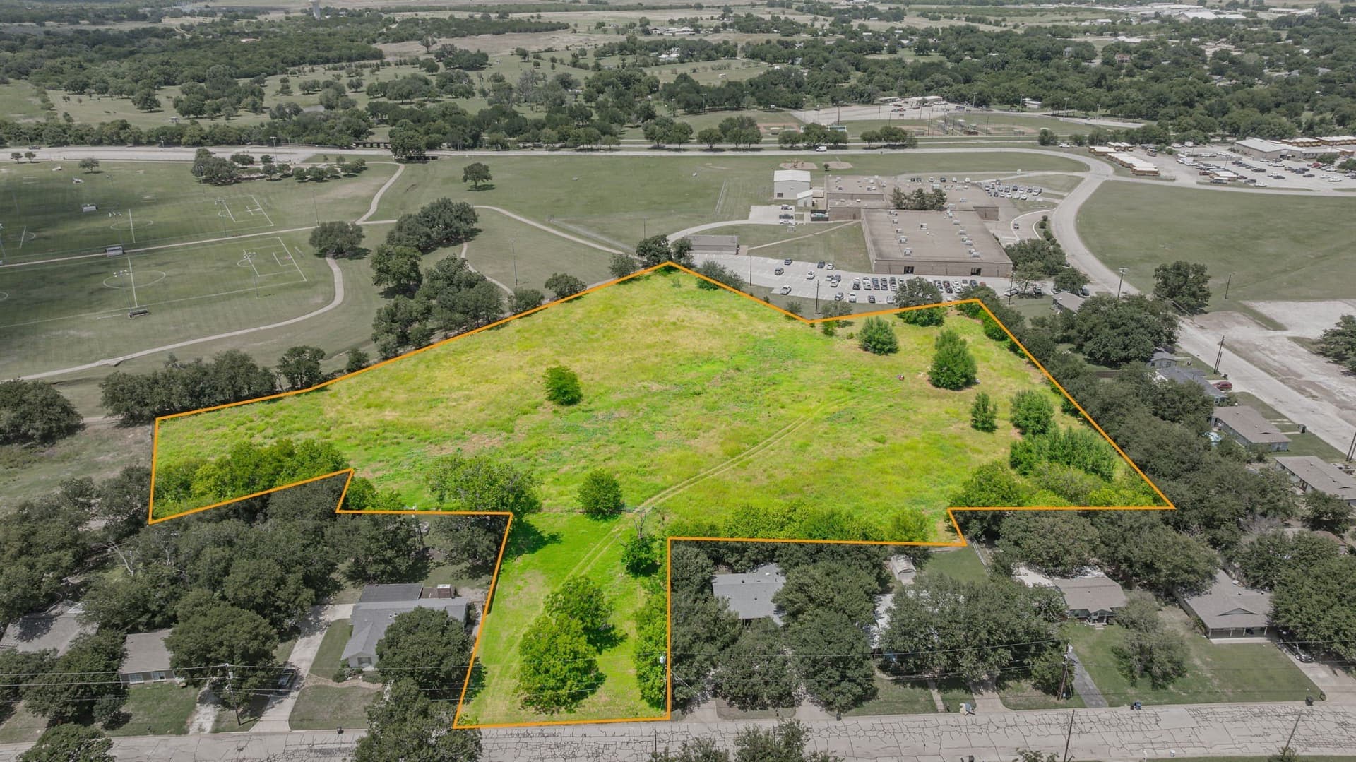 5.69 acres in Hood County gallery image 4