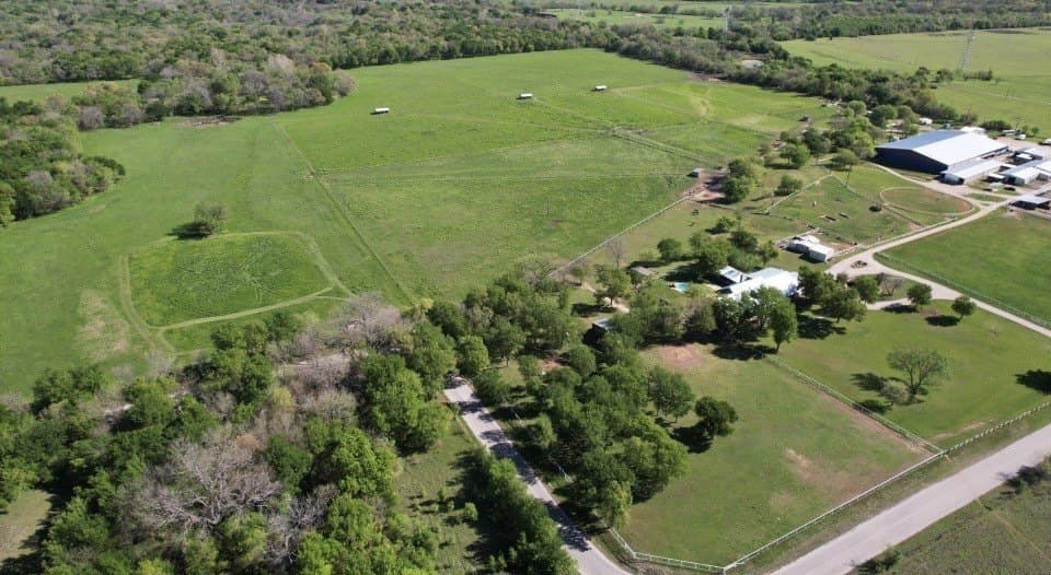 31.5 acres in Denton County - photo 4