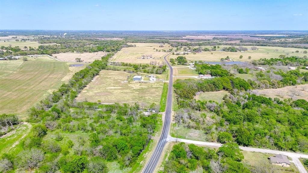 2 acres in Navarro County featured view