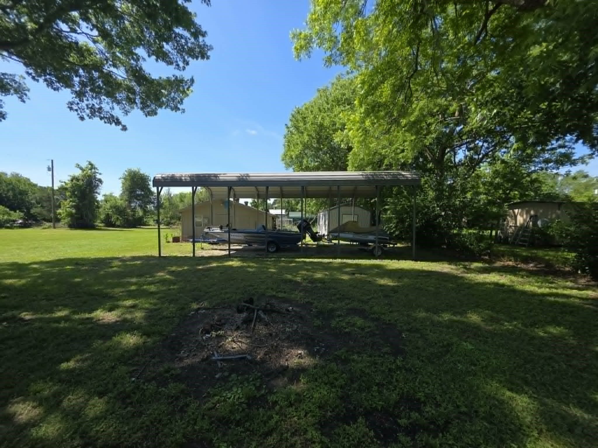 0.5 acres in Freestone County - photo 4