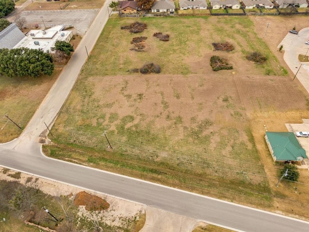 1.21 acres in Hill County gallery image 3