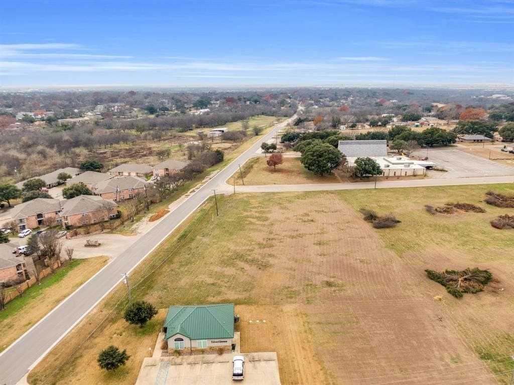 1.21 acres in Hill County gallery image 4