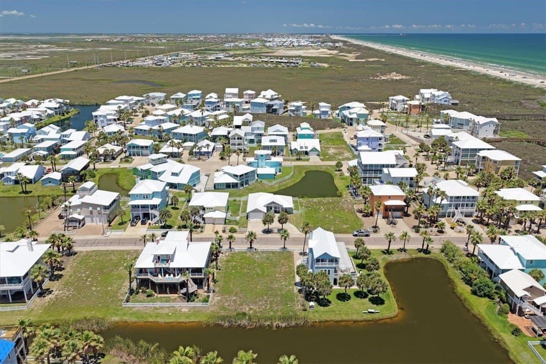 0.17 acres in Nueces County - photo 14