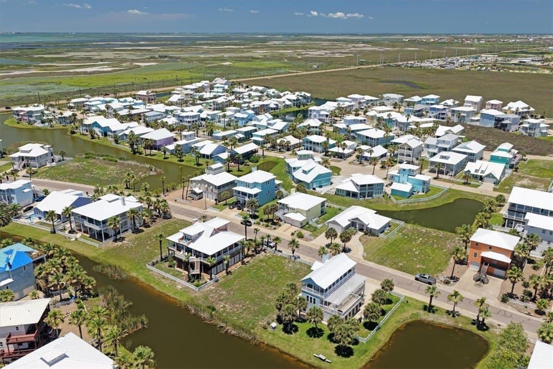 0.17 acres in Nueces County - photo 16