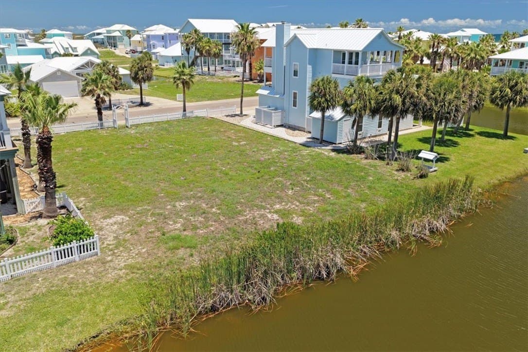 0.17 acres in Nueces County - photo 21
