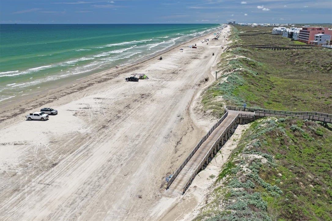 0.17 acres in Nueces County - photo 28