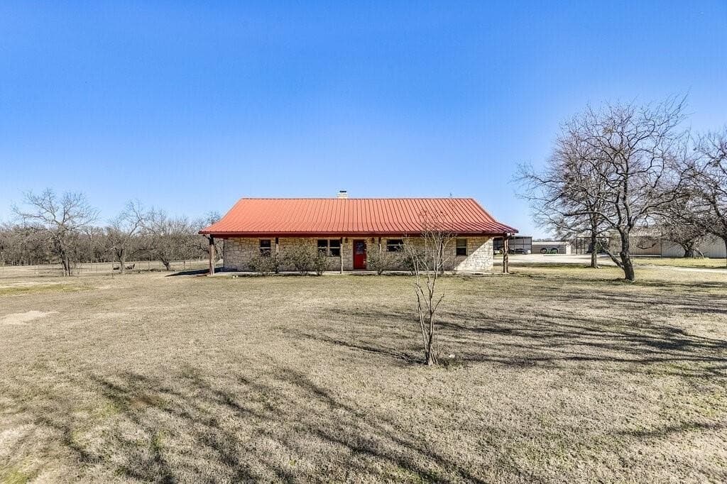 34.93 acres in Hill County gallery image 2