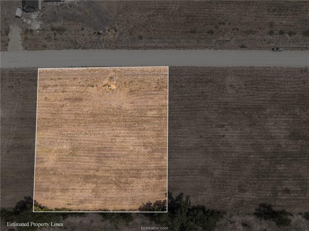 1.04 acres in Burleson County - photo 3