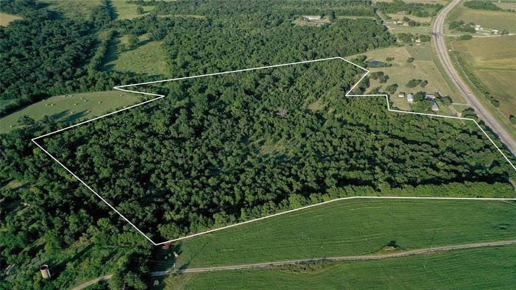 36 acres in Falls County gallery image 4