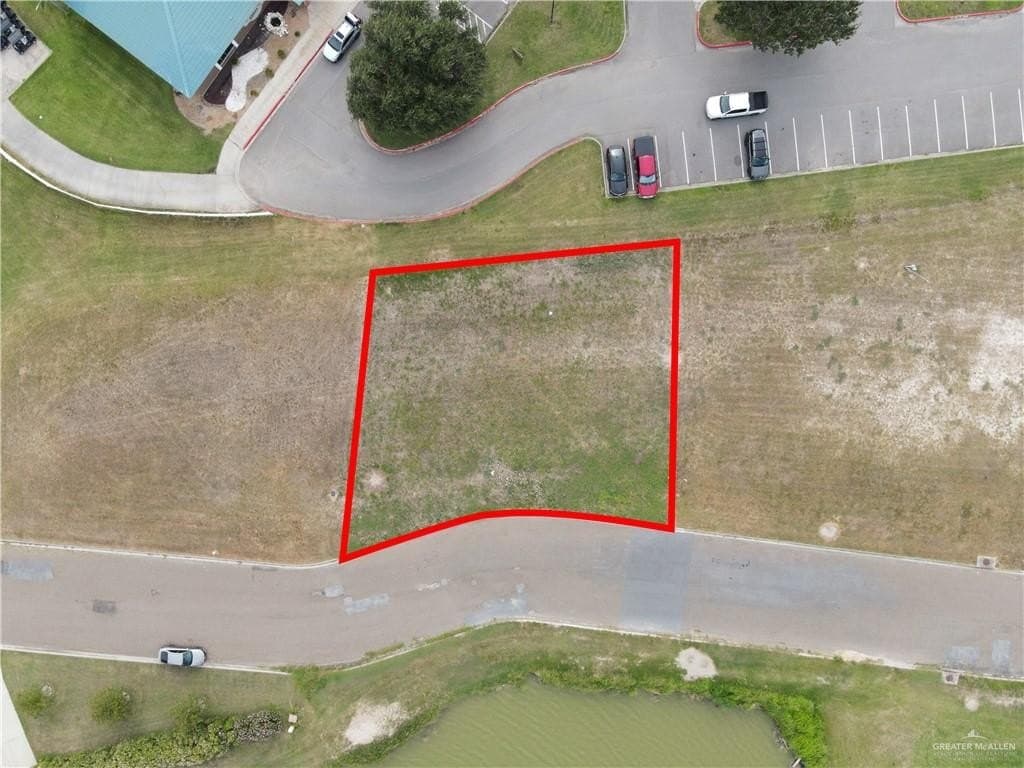 0.25 acres in Hidalgo County - photo 10