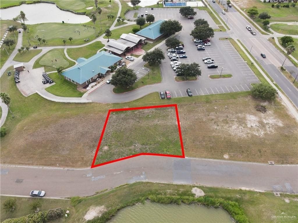 0.25 acres in Hidalgo County - photo 8