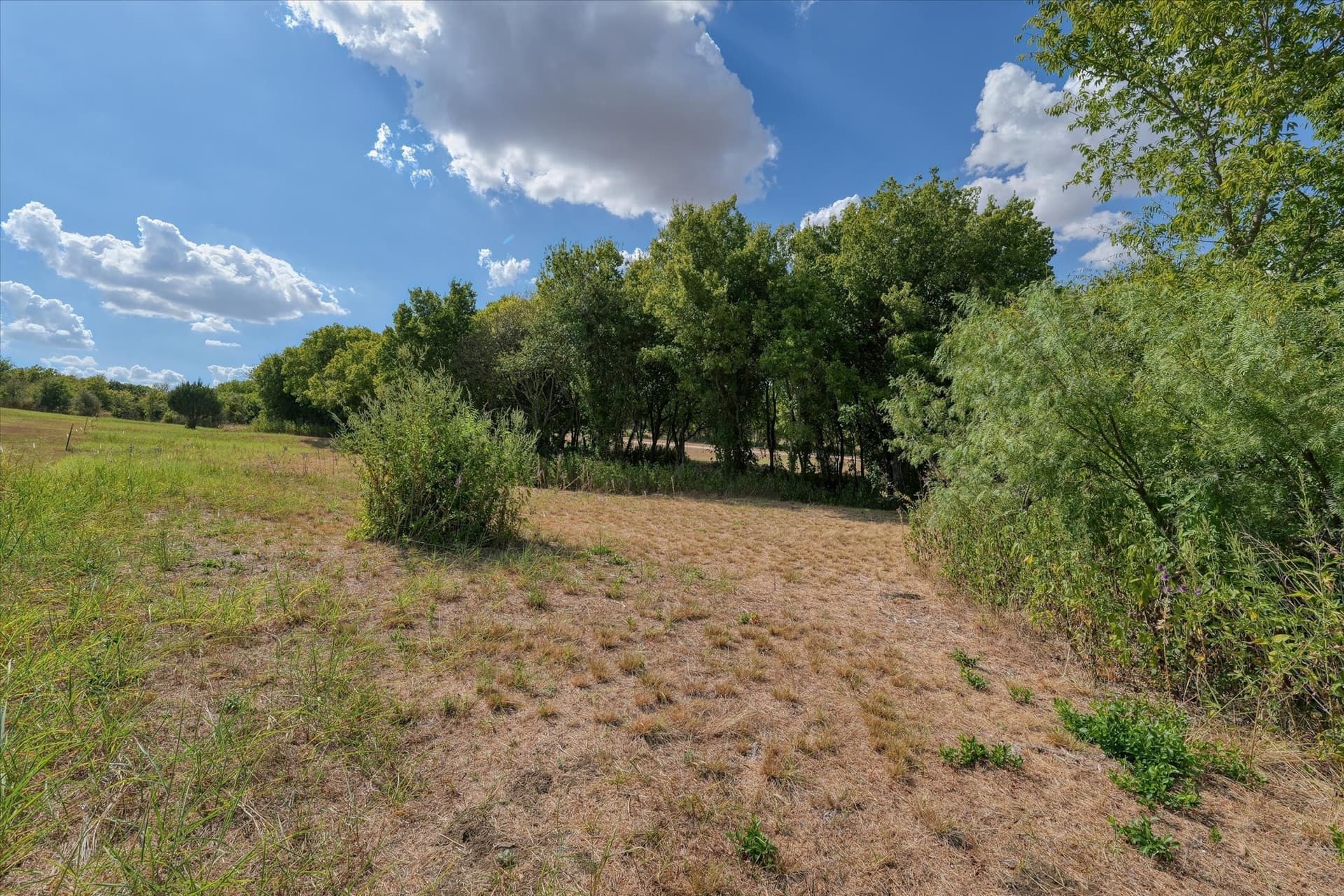 2.21 acres in McLennan County - photo 6