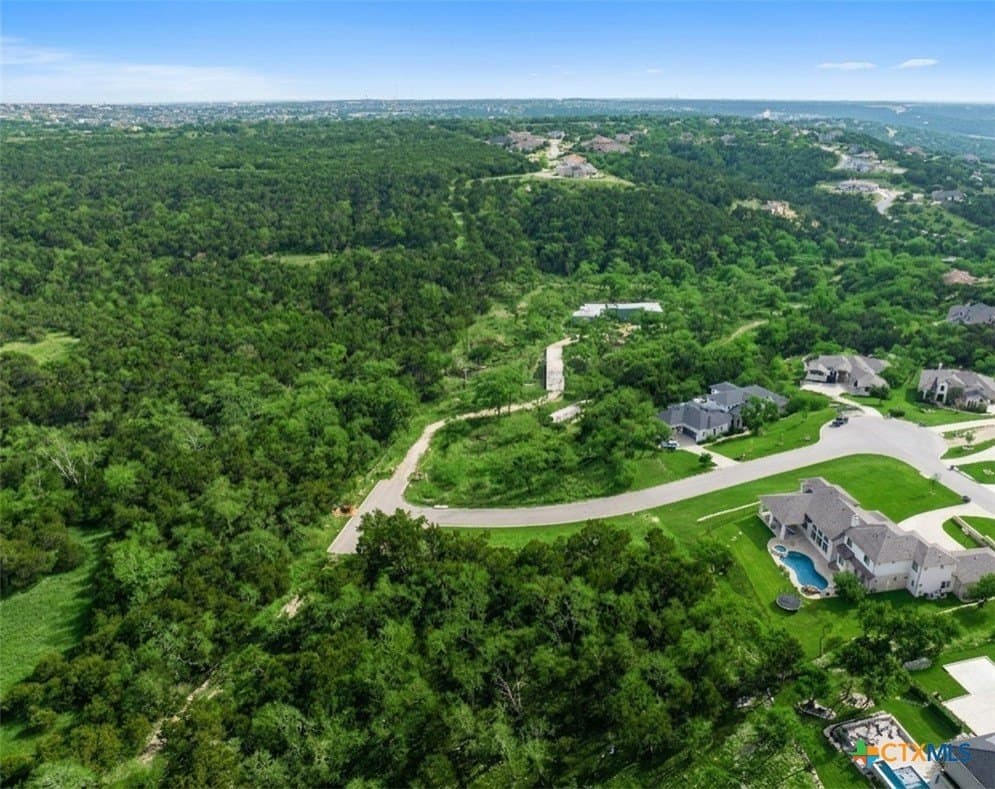 1.18 acres in Travis County