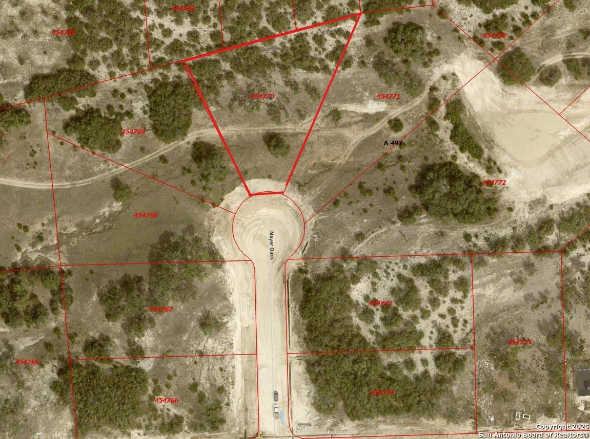 1.05 acres in Comal County