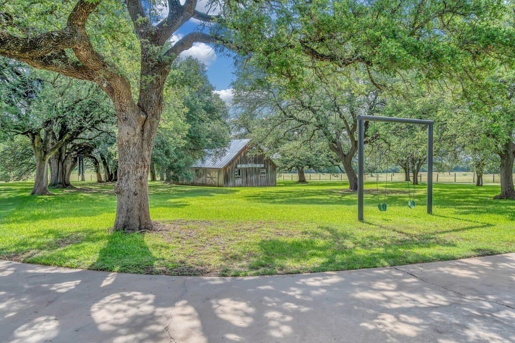 407.44 acres in Bosque County - photo 33