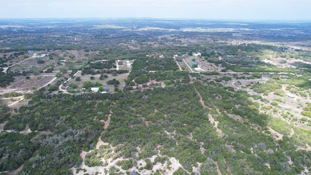 10 acres in Blanco County gallery image 3