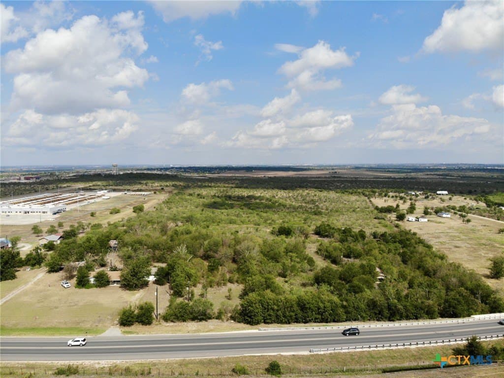 49.93 acres in Hays County