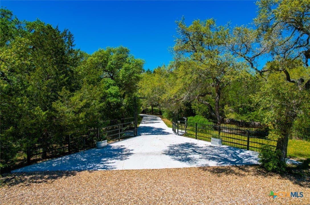 110.21 acres in DeWitt County gallery image 3