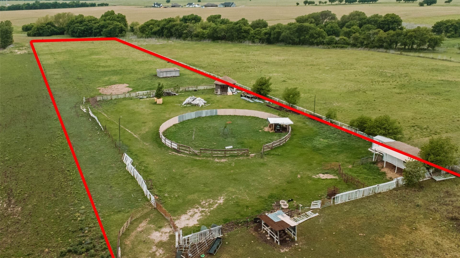 4.87 acres in Ellis County gallery image 2