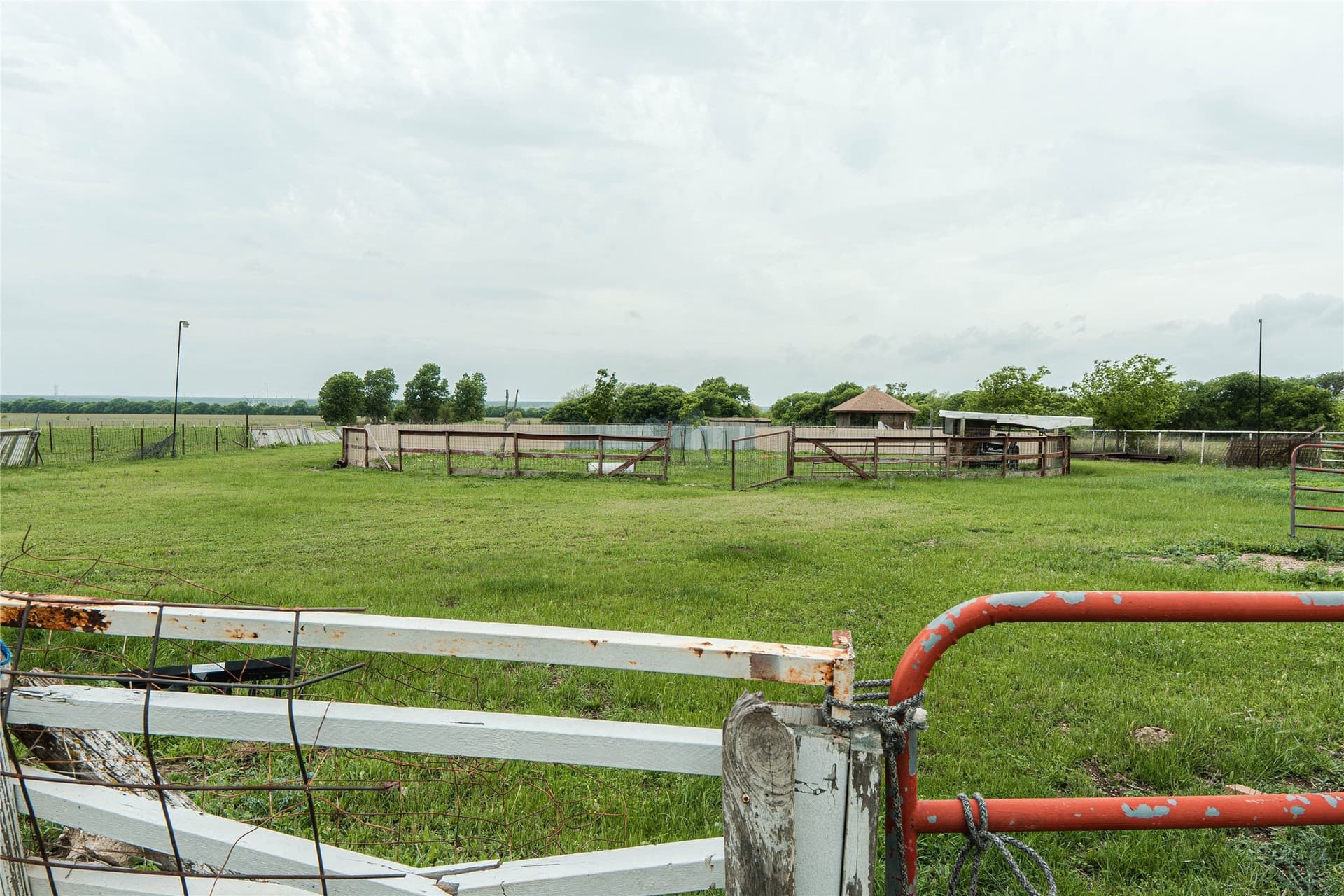 4.87 acres in Ellis County - photo 16