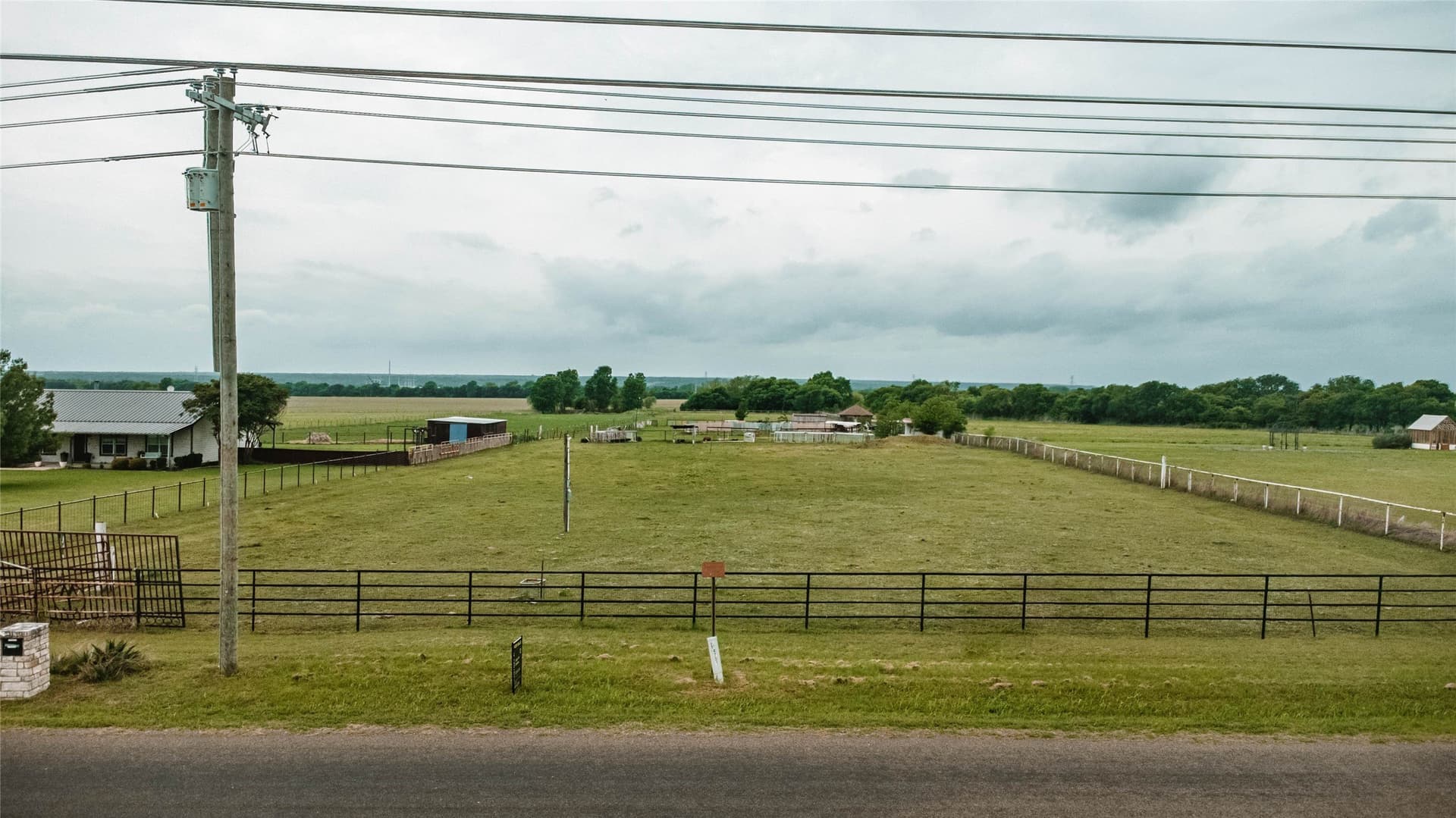4.87 acres in Ellis County - photo 12